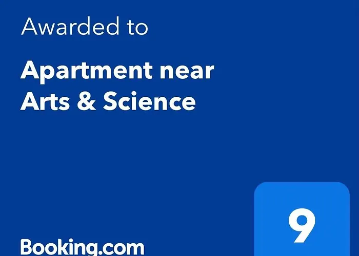 Near Arts & Science バレンシア