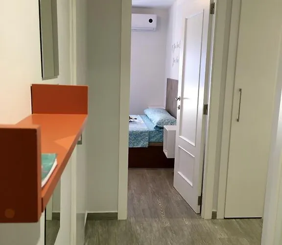 Near Arts & Science * バレンシア