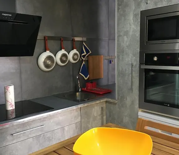 Near Arts & Science アパート *